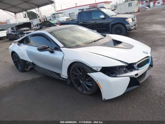 BMW i8, снимка 1 - Автомобили и джипове - 48403827