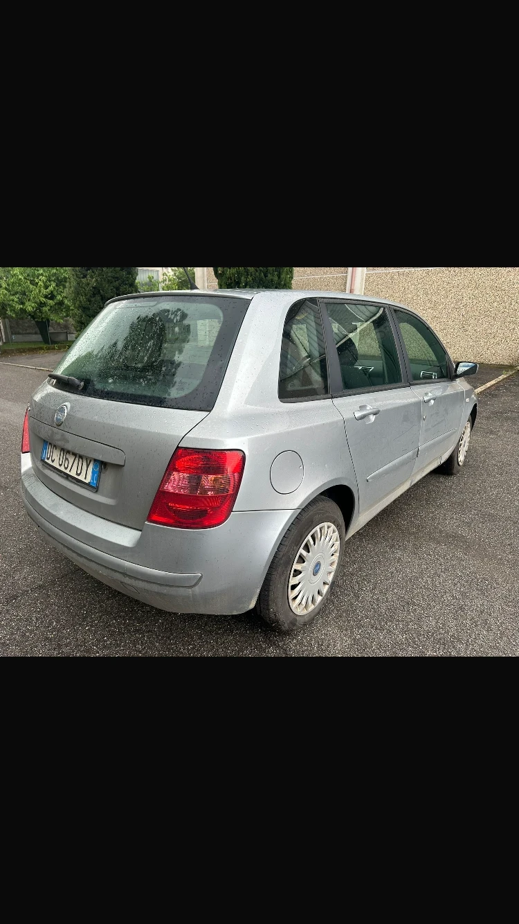 Fiat Stilo, снимка 4 - Автомобили и джипове - 52997336