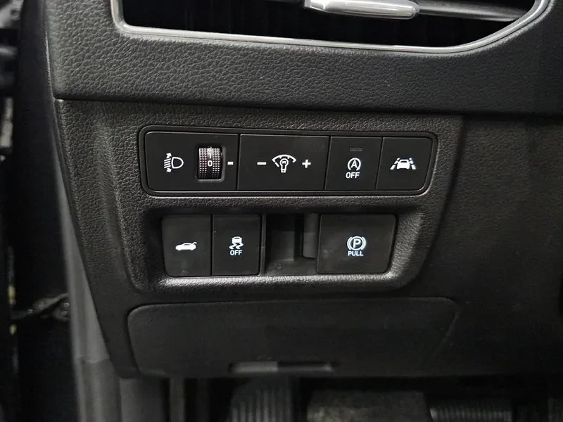 Hyundai Sonata 1.6 Turbo Premium Family, снимка 17 - Автомобили и джипове - 55803396