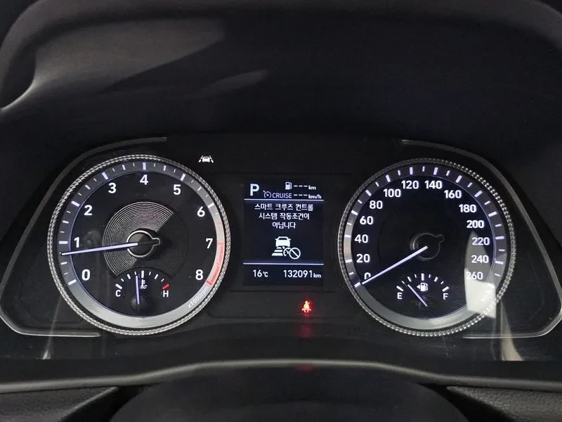 Hyundai Sonata 1.6 Turbo Premium Family, снимка 8 - Автомобили и джипове - 55803396