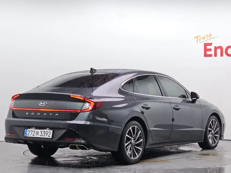 Hyundai Sonata 1.6 Turbo Premium Family, снимка 2 - Автомобили и джипове - 55803396