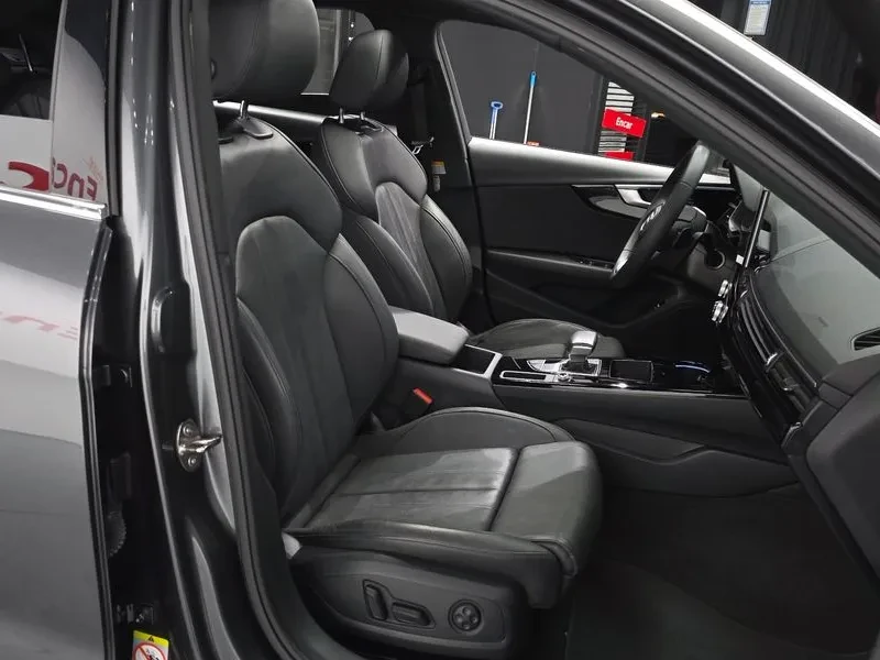 Audi A4 40 Tfsi Premium, снимка 10 - Автомобили и джипове - 55816786