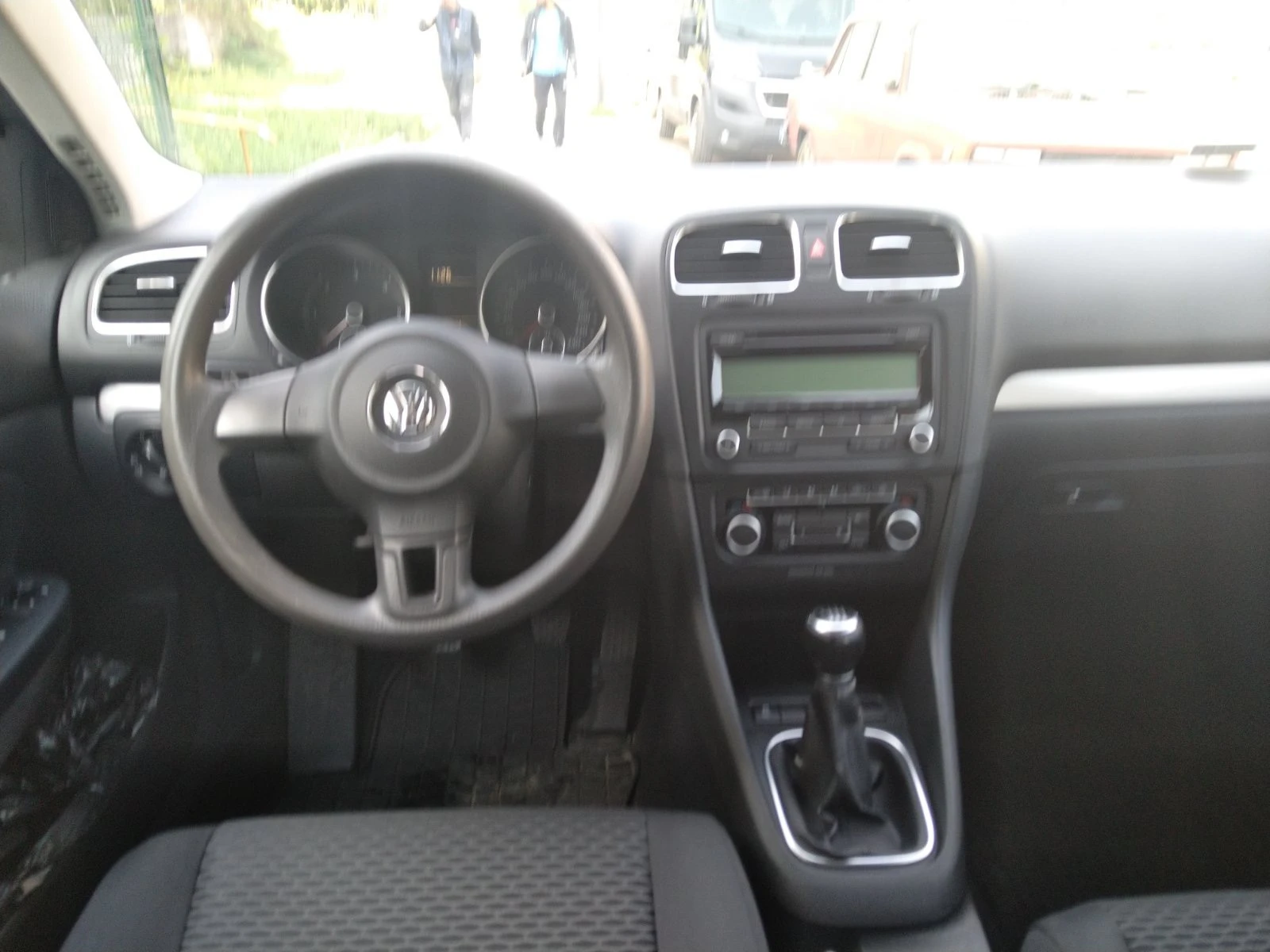 VW Golf 1.6.tdi 4x4 - изображение 10