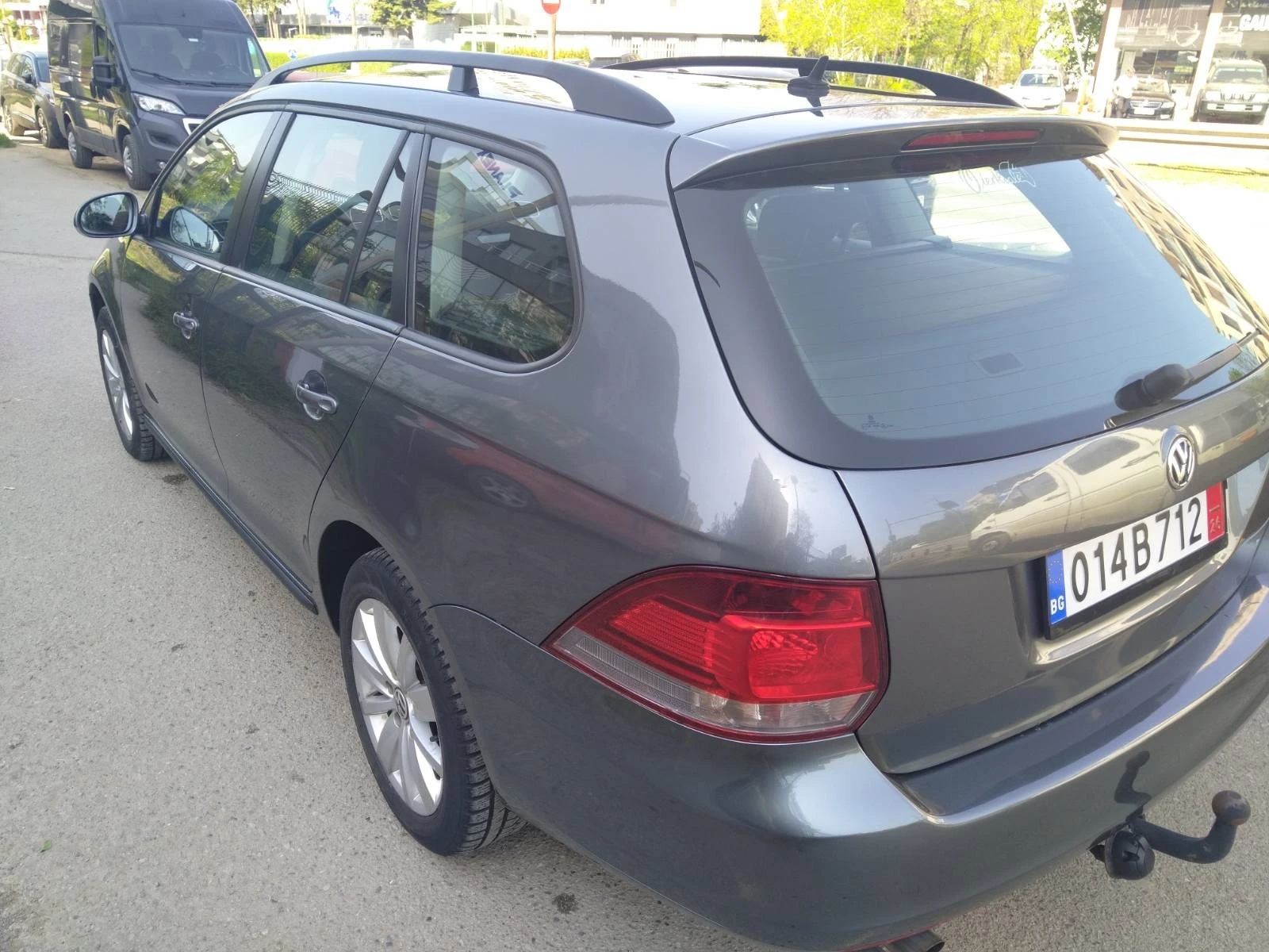 VW Golf 1.6.tdi 4x4 - изображение 6