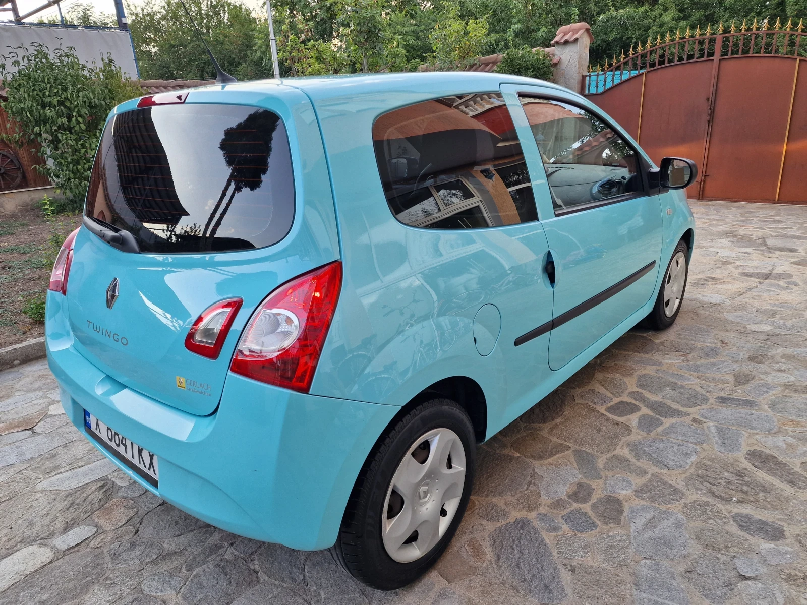 Renault Twingo 1.2 75 кс клима автопилот - изображение 4