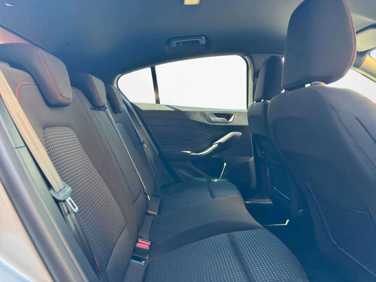 Ford Focus ST-LINE/155HP/NAVI/CAM/LED/KLESS/428v | Mobile.bg   15