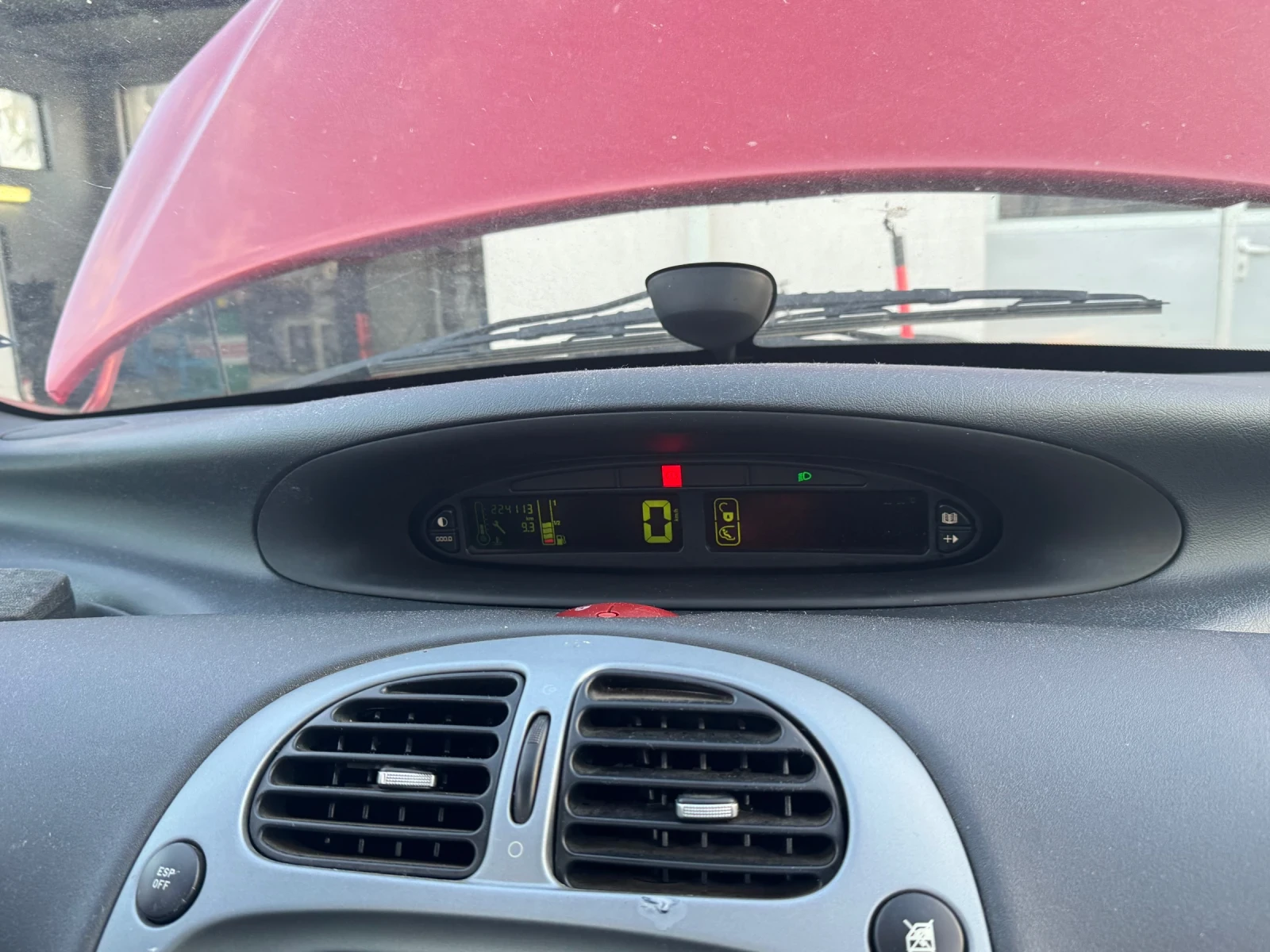 Citroen Xsara picasso 1.6 - изображение 5