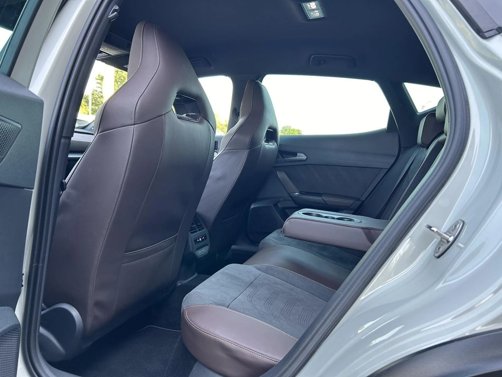 Cupra Formentor VZ5* TAIGA* BREMBO* DISTR* CARBON* MEMORY*  | Mobile.bg   12