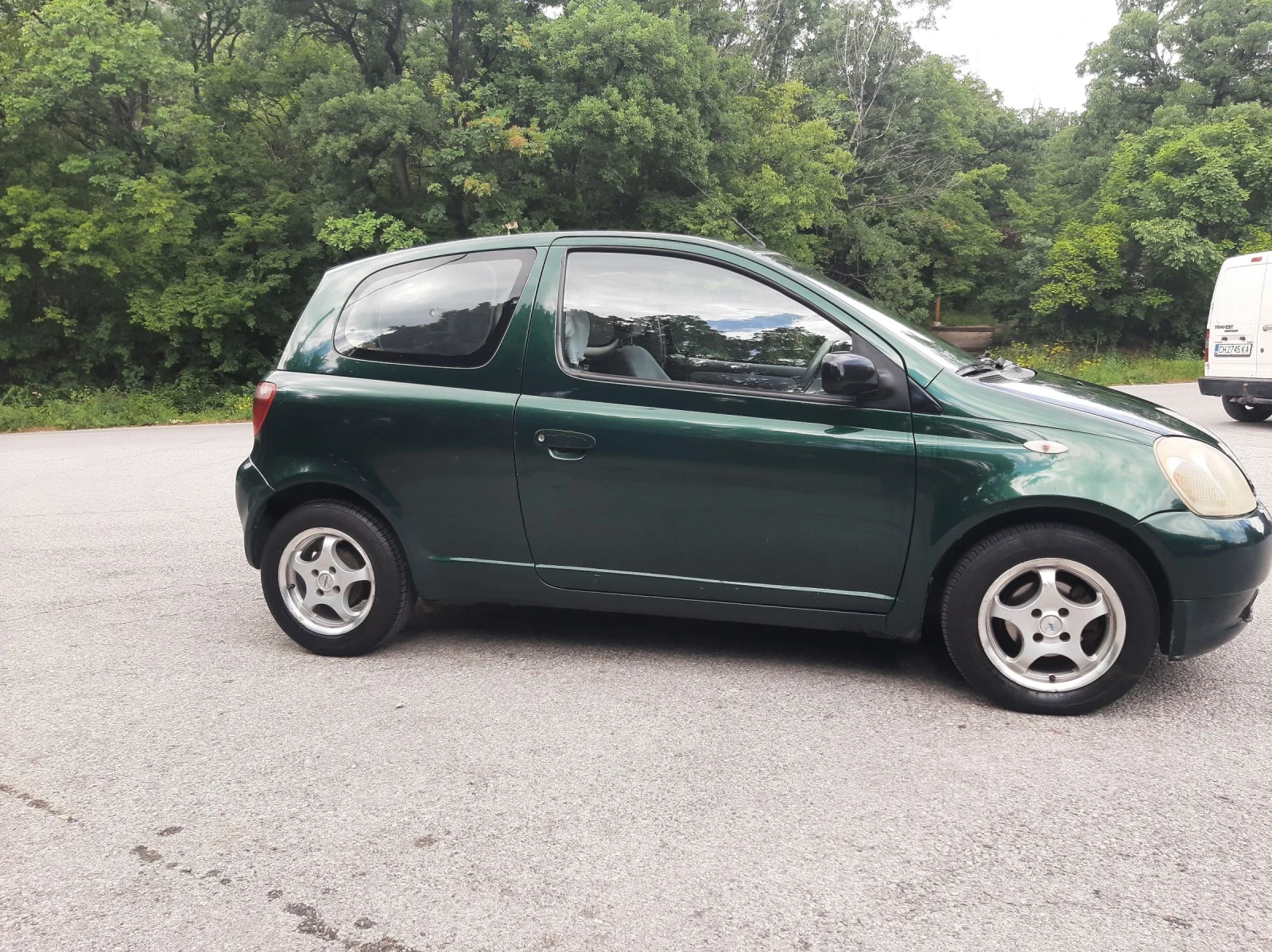 Toyota Yaris  - изображение 3
