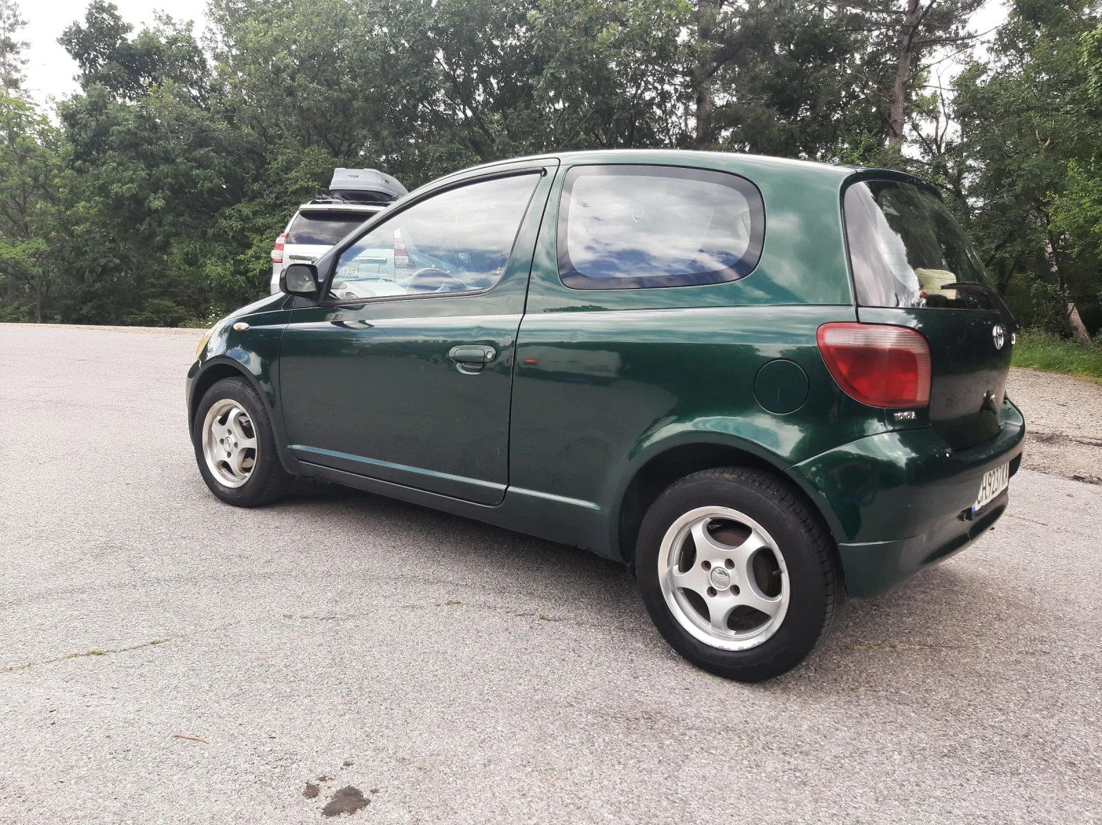 Toyota Yaris  - изображение 9