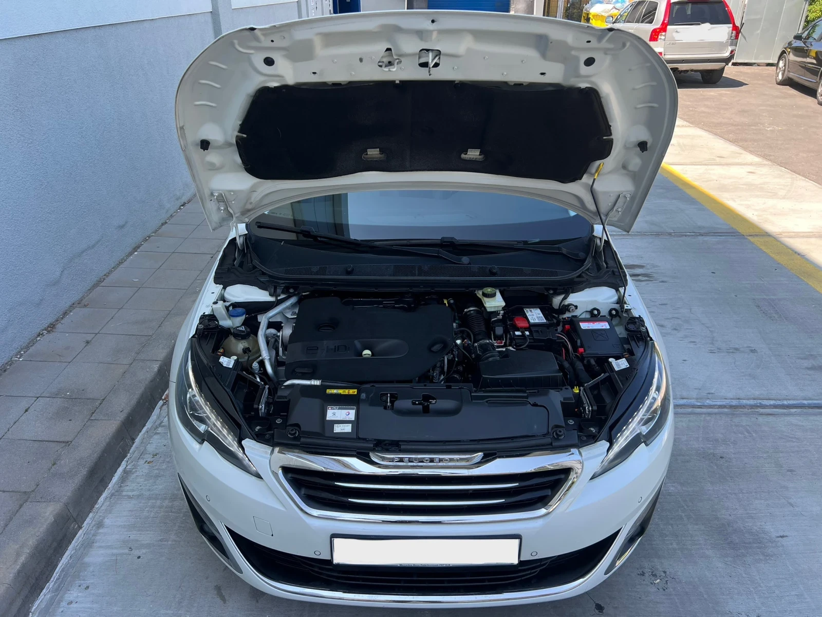 Peugeot 308 2.0eHDI* PANO* NAVI* LED*  - изображение 9