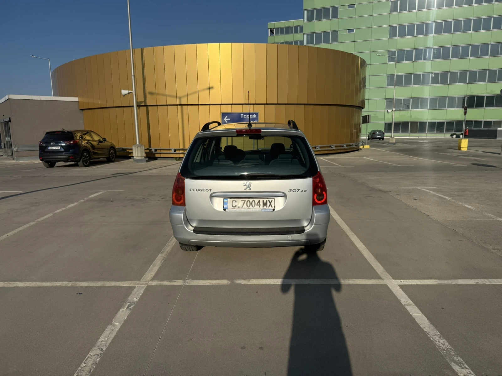 Peugeot 307 2.0 SW (5 + 2) - изображение 6