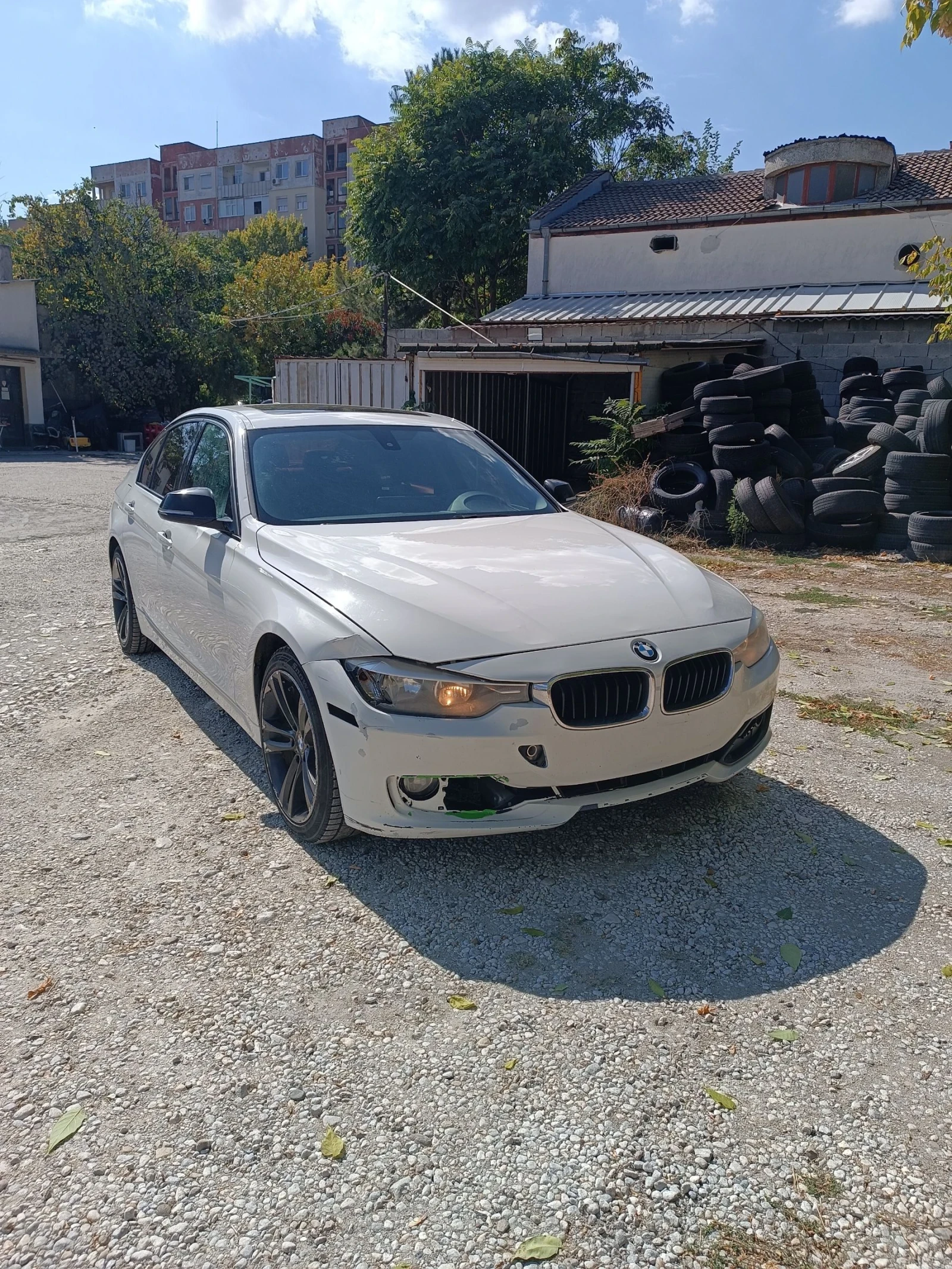 BMW 320 2.0 I xDrive - изображение 2