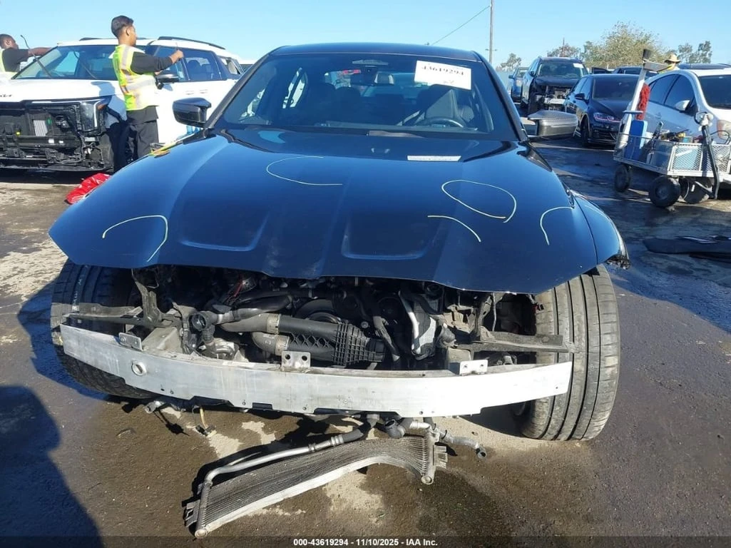 BMW M3 * COMPETITION * CARFAX * БЕЗ ПЪРВОНАЧАЛНА ВНОСКА - изображение 6