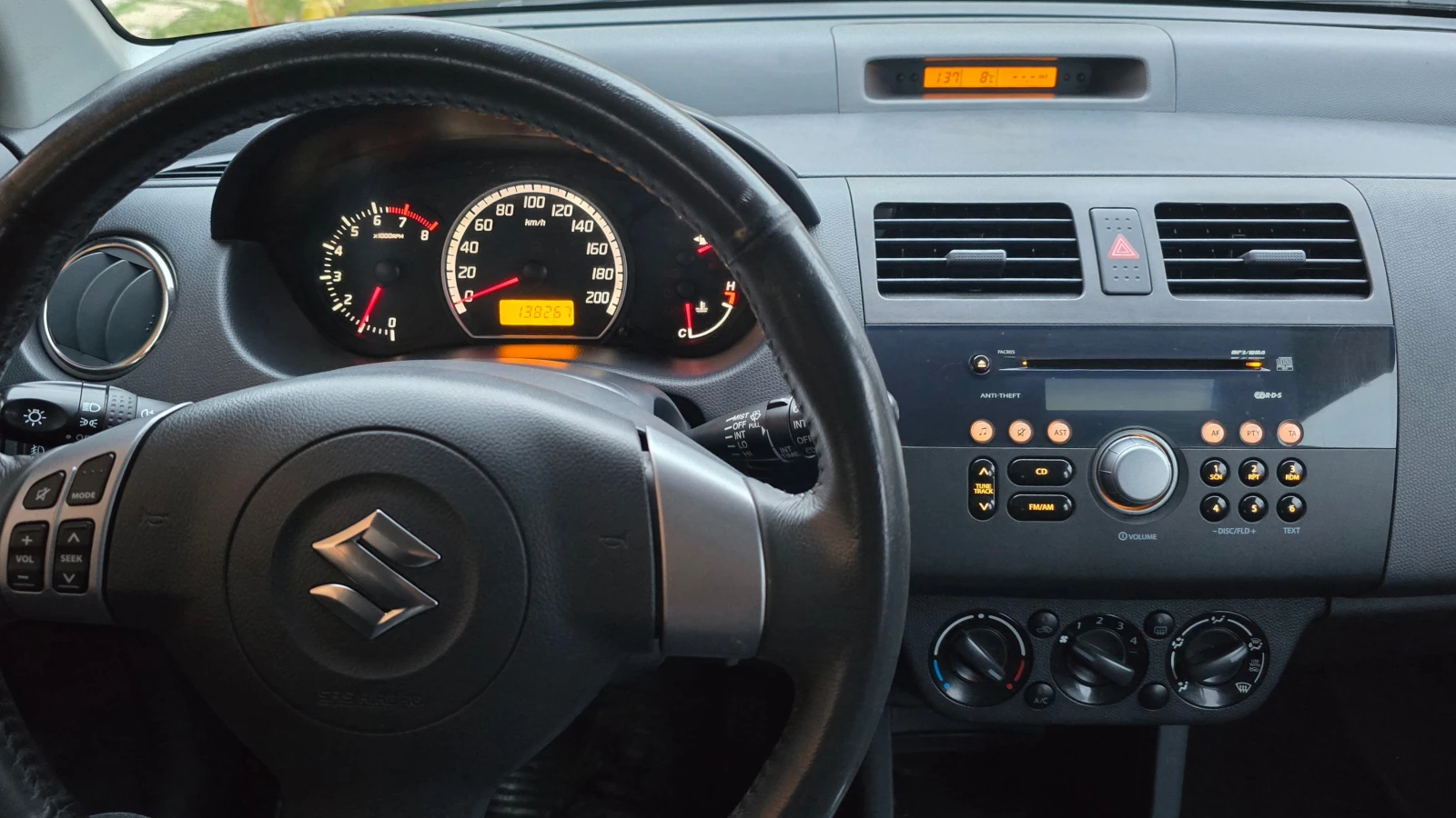 Suzuki Swift 1.3 16V | Mobile.bg � ����������� 10