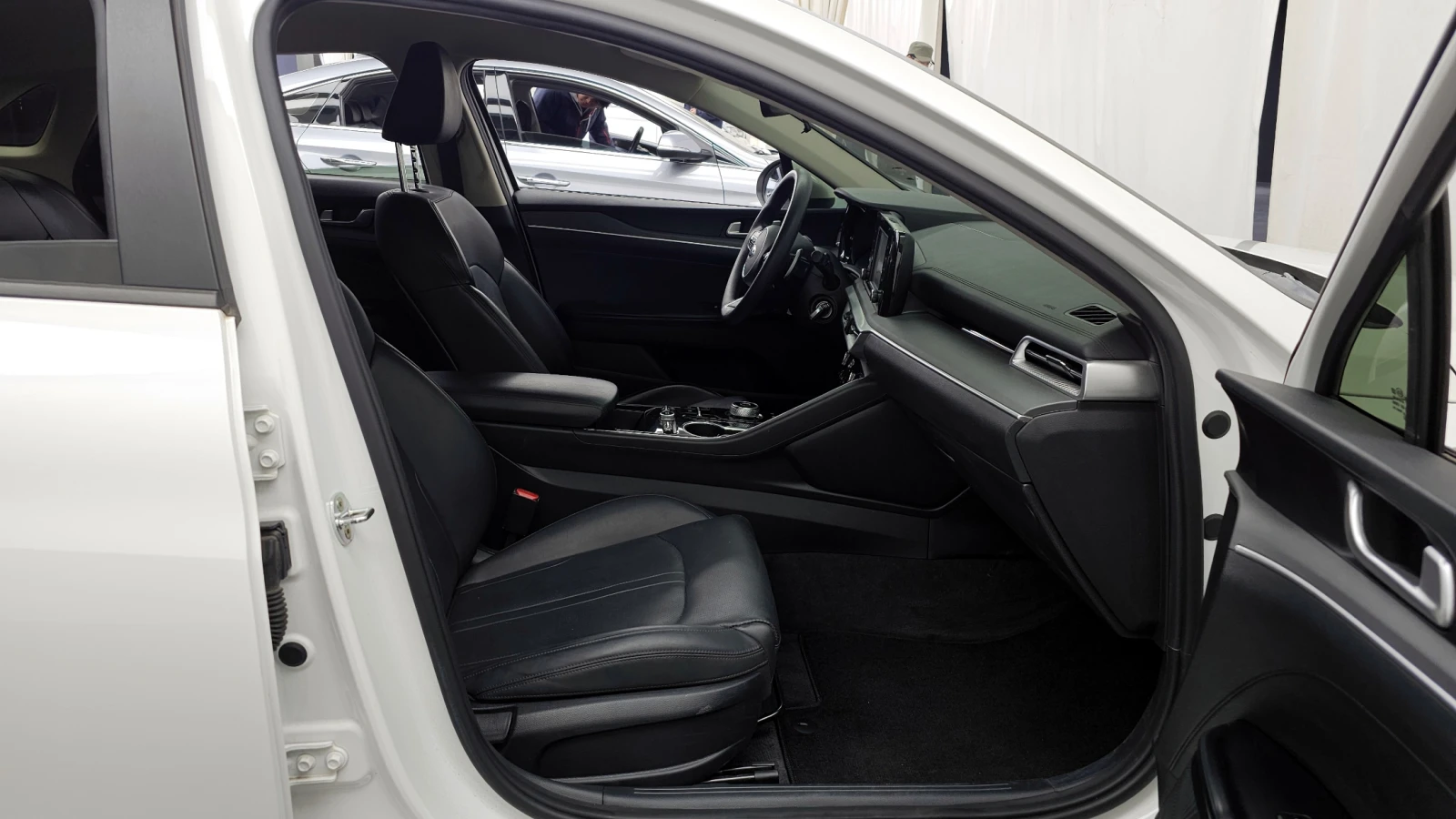 Kia K5 2.0 TRENDY autogeorge.com, снимка 11 - Автомобили и джипове - 54111790