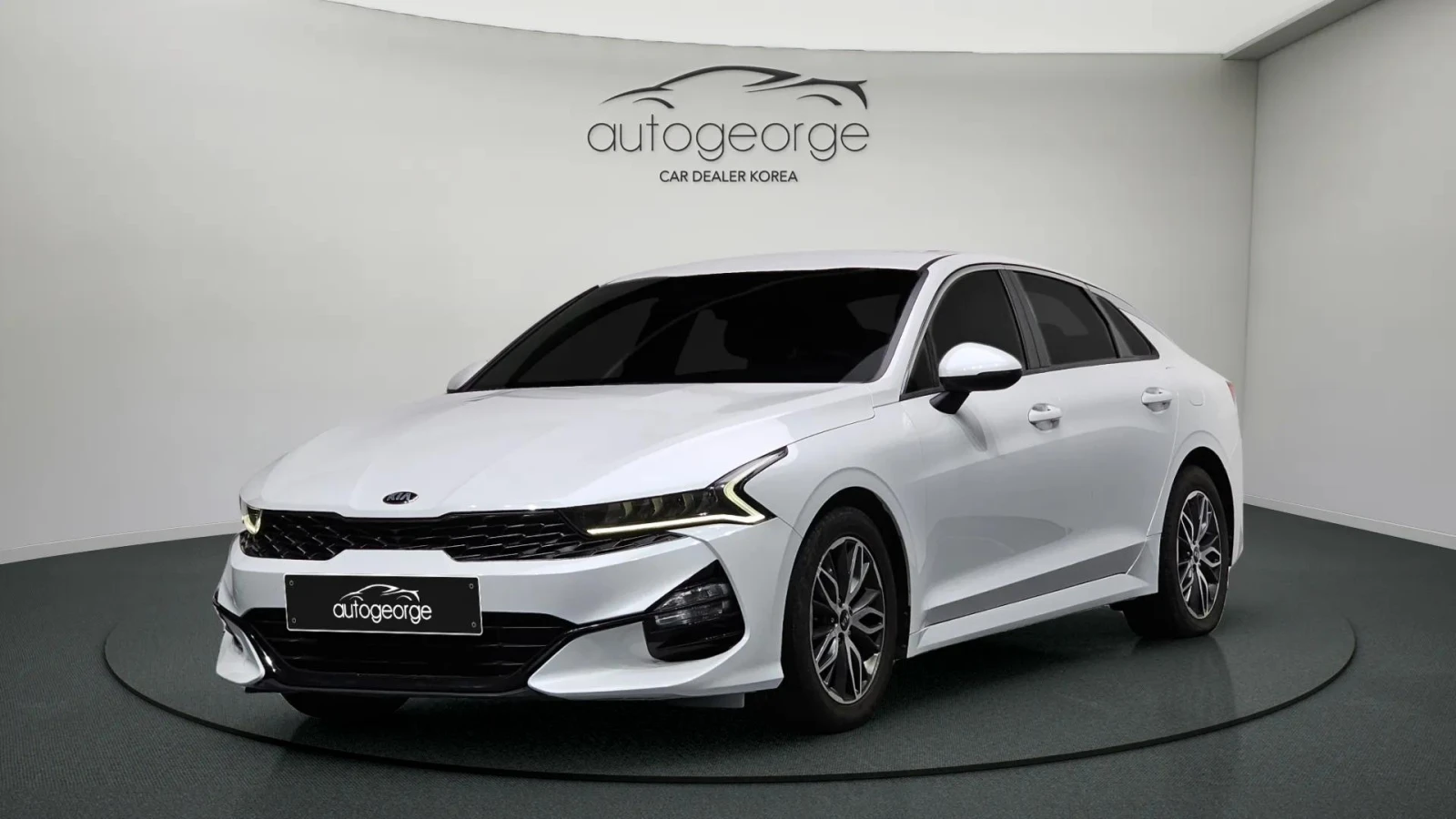 Kia K5 2.0 TRENDY autogeorge.com