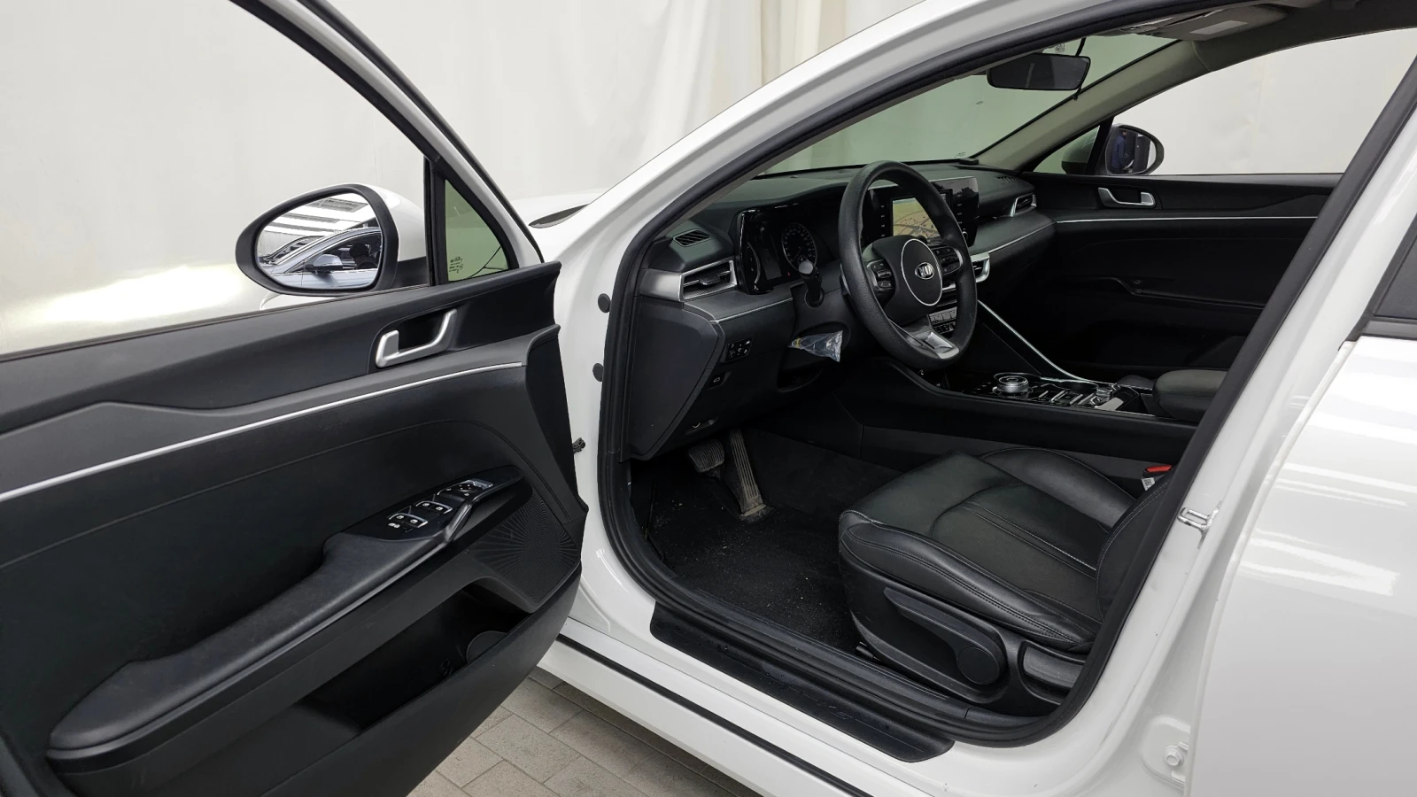 Kia K5 2.0 TRENDY autogeorge.com, снимка 10 - Автомобили и джипове - 54111790