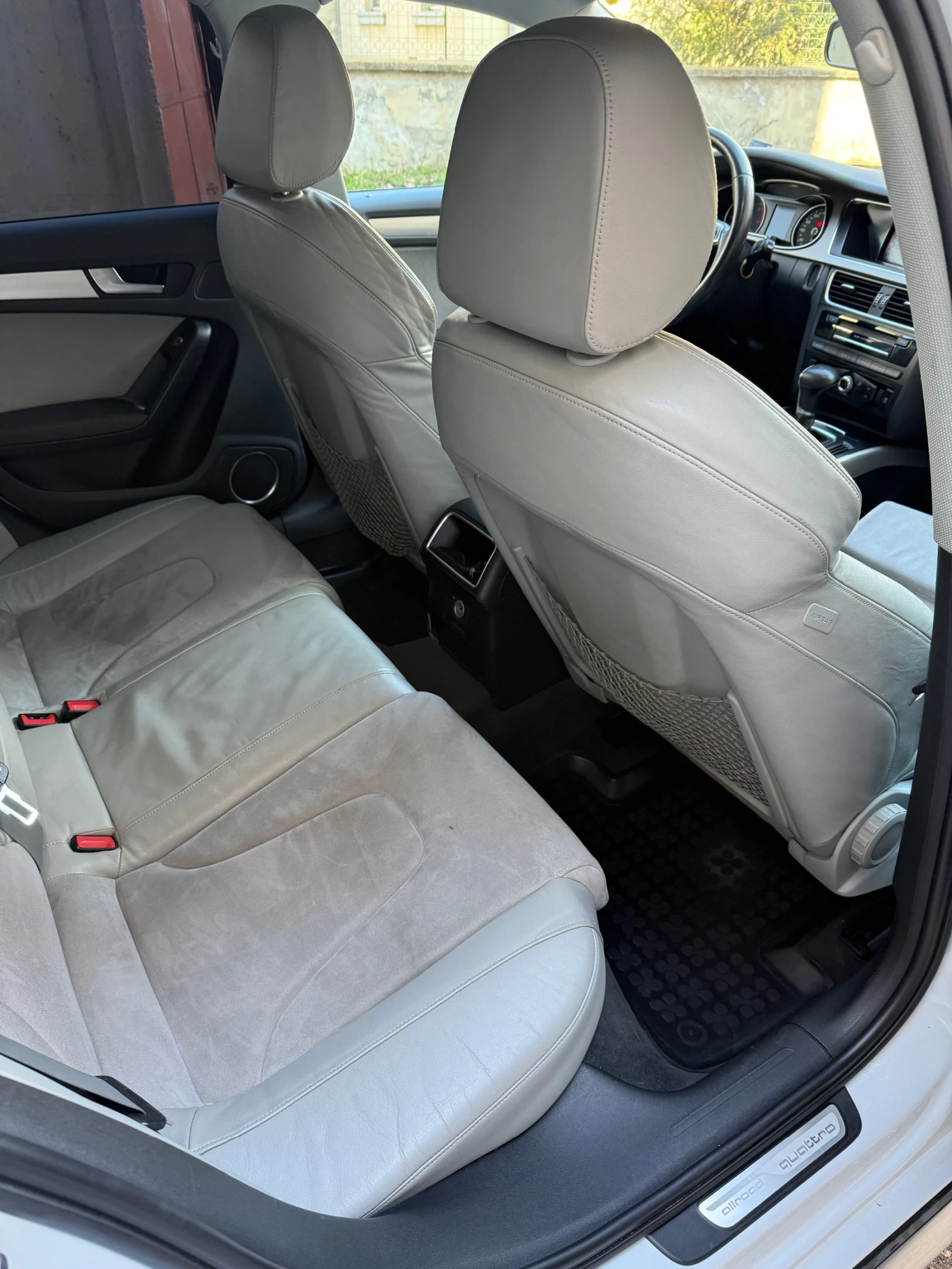 Audi A4 Allroad 2.0TDI/177/Distronic/B&O, снимка 13 - Автомобили и джипове - 54134310