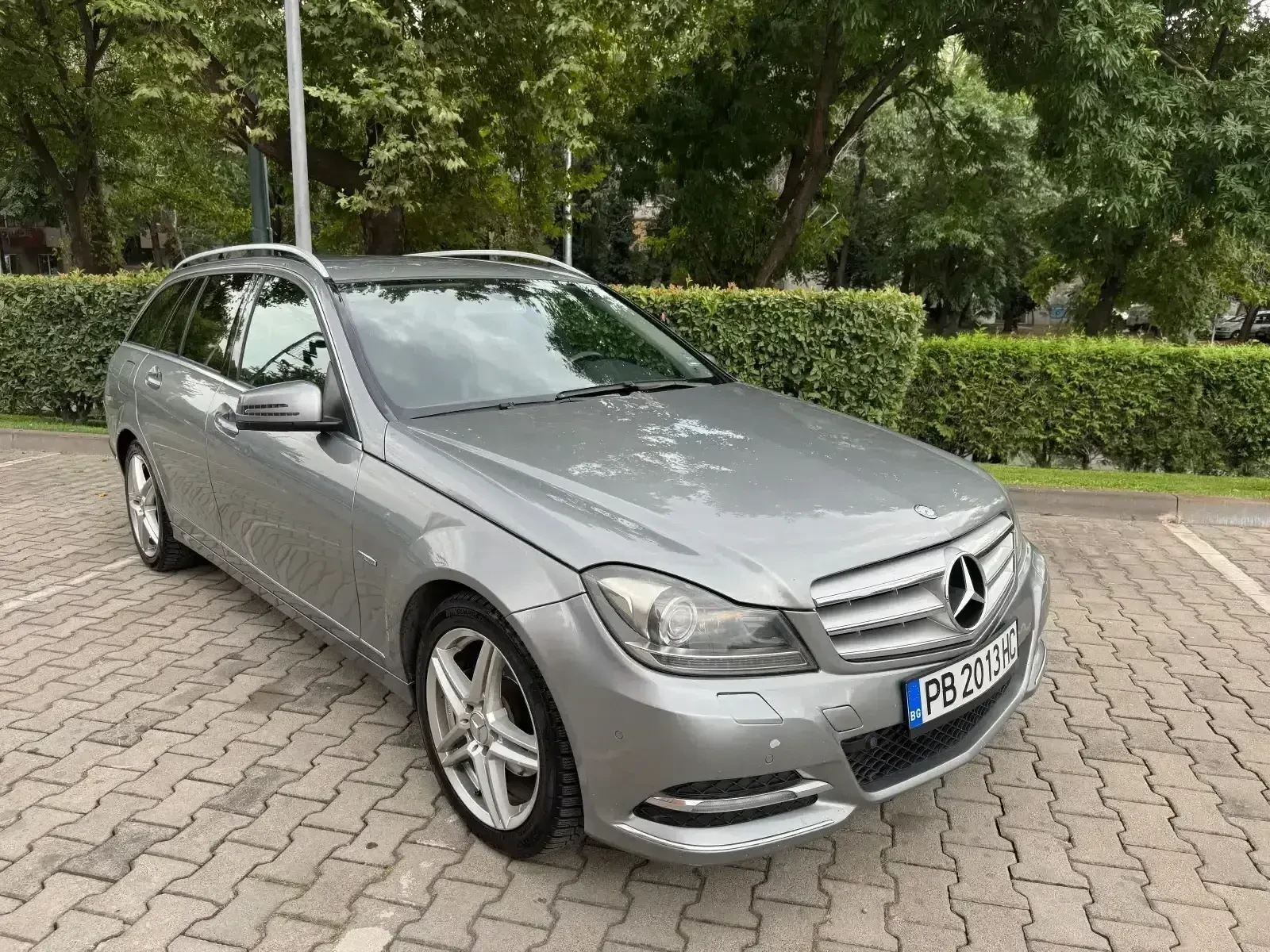 Mercedes-Benz C 220
