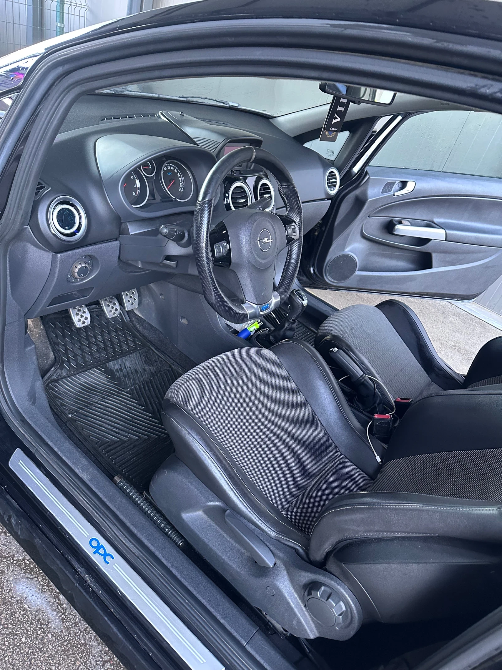 Opel Corsa Opc, снимка 6 - Автомобили и джипове - 54292580