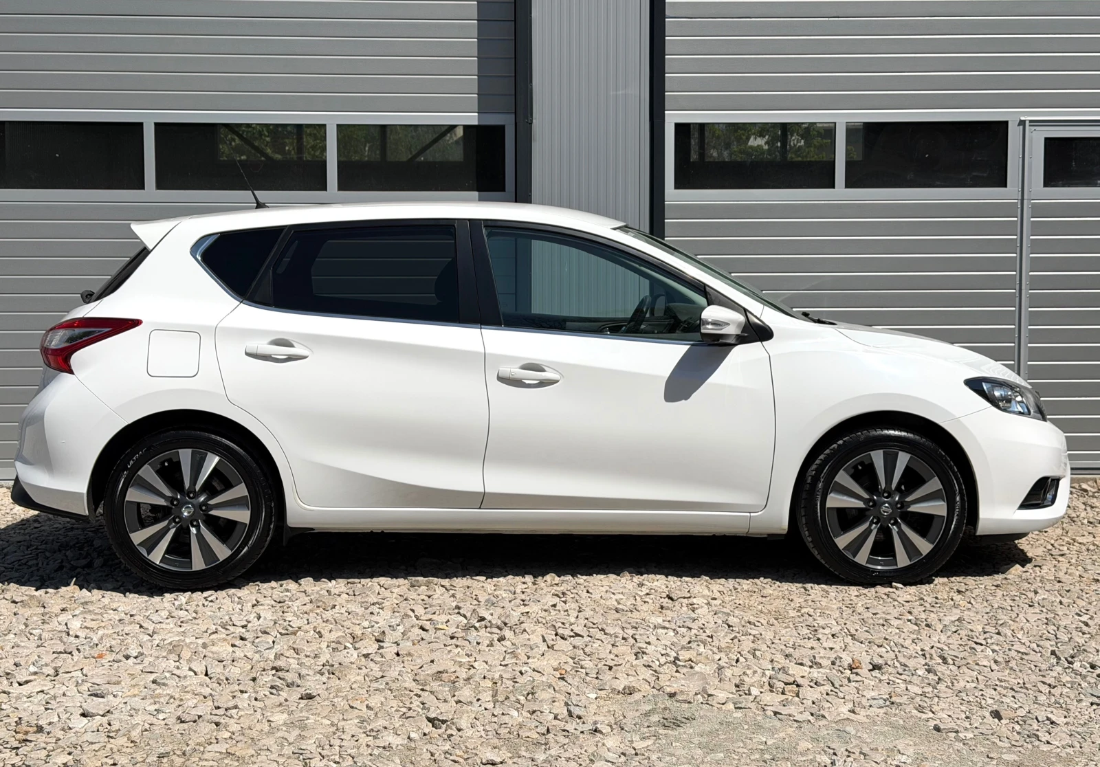Nissan Pulsar TCe АВТОМАТ КАМЕРИ ПОДГРЕВ ДИСТРОНИК keyless, снимка 4 - Автомобили и джипове - 54383359