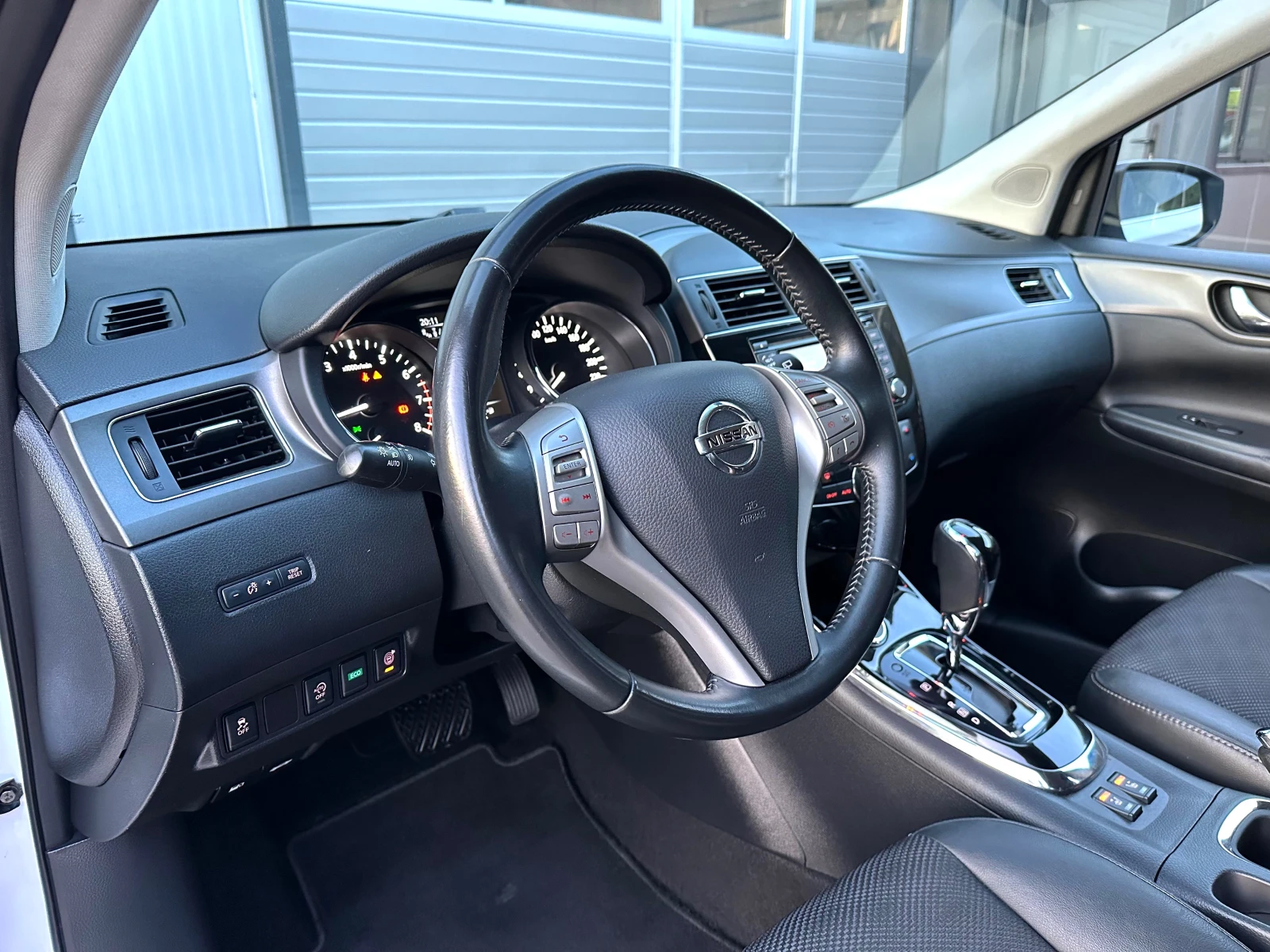 Nissan Pulsar TCe АВТОМАТ КАМЕРИ ПОДГРЕВ ДИСТРОНИК keyless, снимка 9 - Автомобили и джипове - 54383359