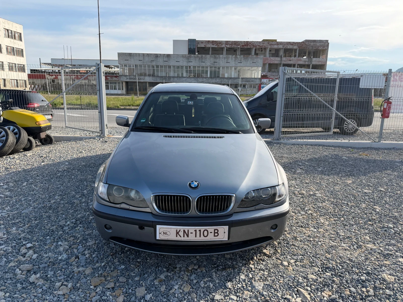 BMW 320 Facelift , снимка 2 - Автомобили и джипове - 54485488