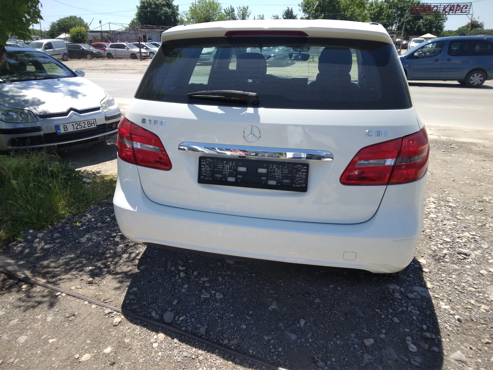 Mercedes-Benz B 180, снимка 3 - Автомобили и джипове - 54697795