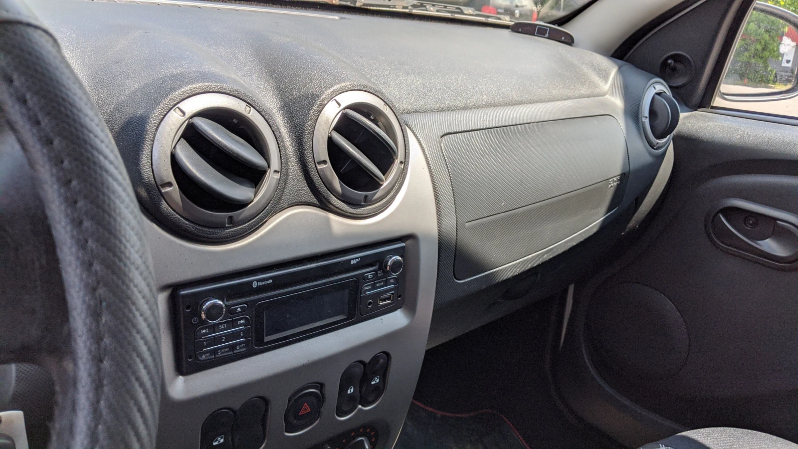 Dacia Sandero STEPWAY фабрична газ, снимка 14 - Автомобили и джипове - 54819898