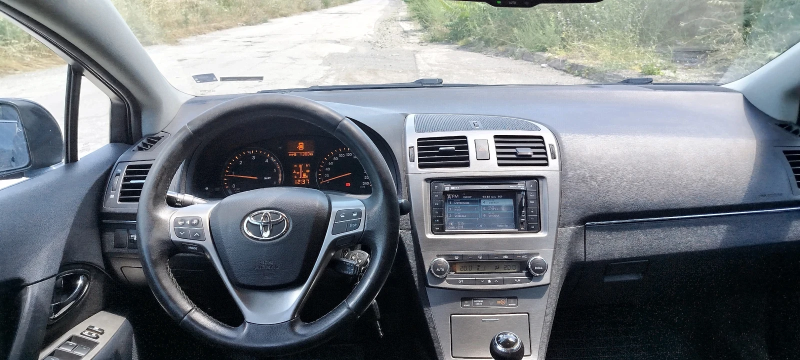 Toyota Avensis 2.2 D4D 150k.c. ПАНОРАМА, снимка 7 - Автомобили и джипове - 54903166
