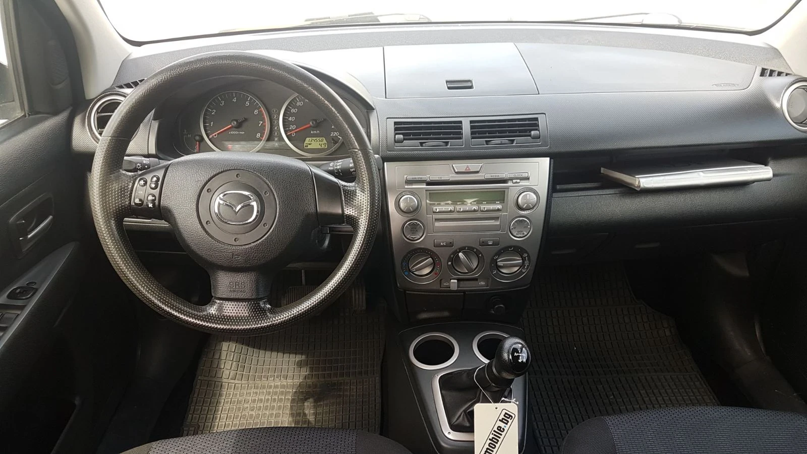 Mazda 2 Автоматик, снимка 11 - Автомобили и джипове - 55224154