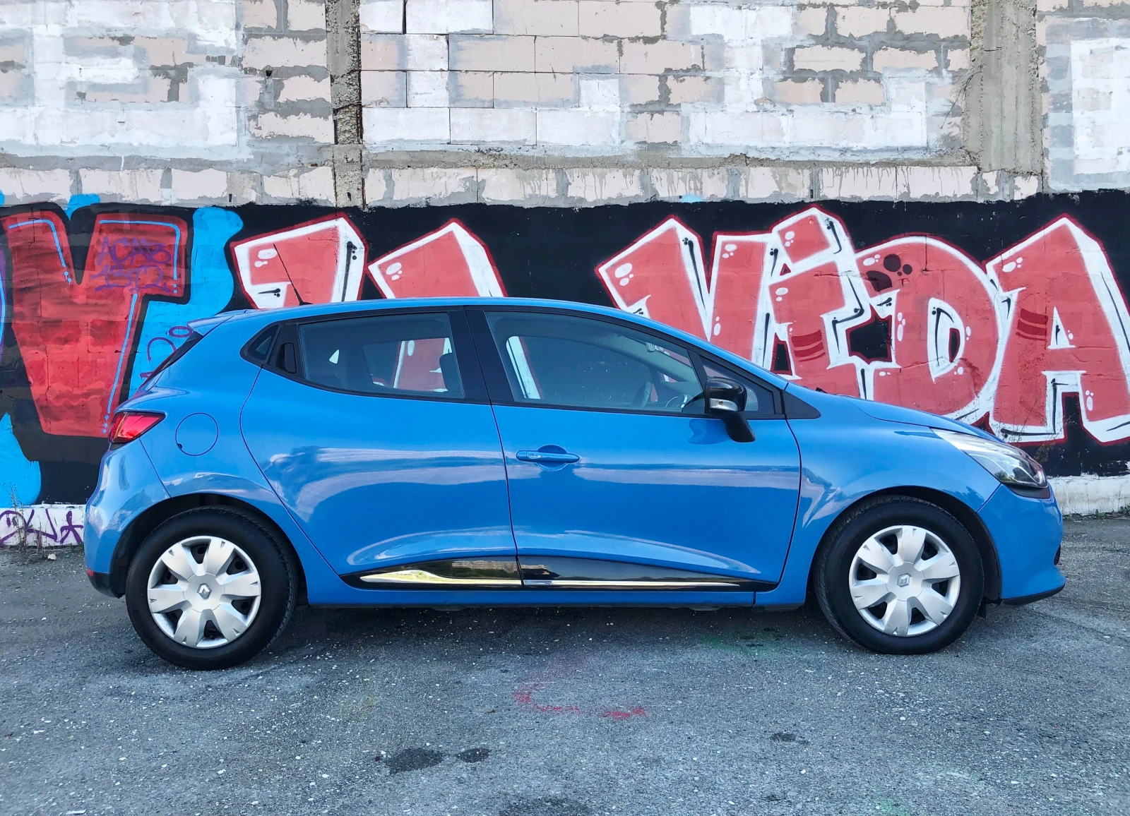 Renault Clio IV 1.5dci От България , снимка 5 - Автомобили и джипове - 55561502