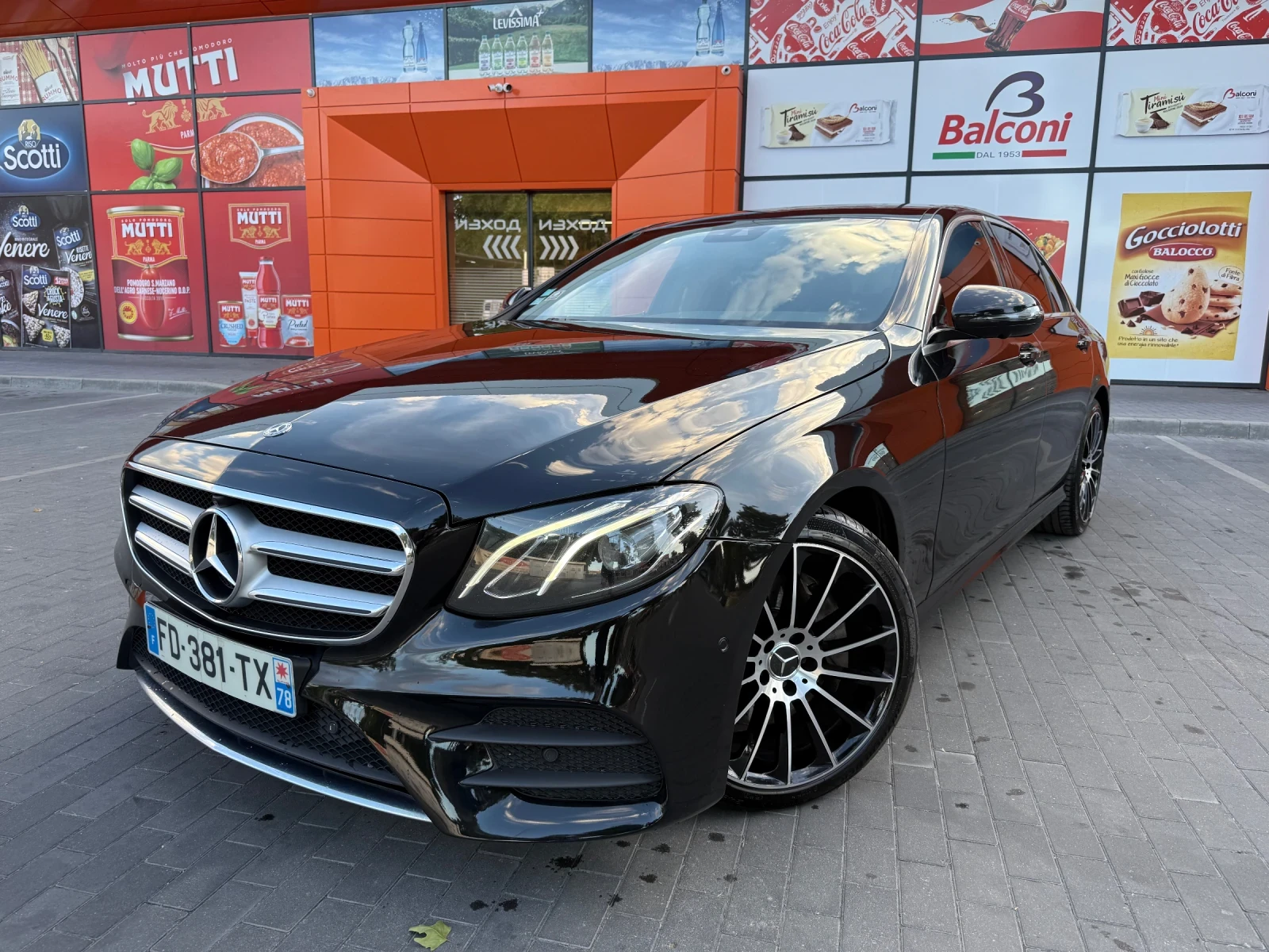 Mercedes-Benz E 220 AMG-line 9G FACE 360/cam TOP!!!