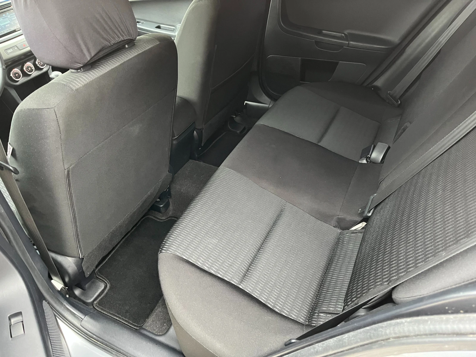 Mitsubishi Lancer Clear Tec, снимка 8 - Автомобили и джипове - 56350403
