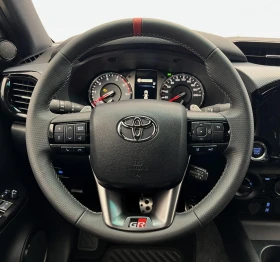 Toyota Hilux 2.8 D-4D/GR SPORT/DOUBLE CAB/360/JBL/LED/, снимка 13