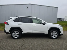 Toyota Rav4 2.5 хибрид 4х4 222 ps камера навигация лизинг бар - 48000 лв. - 14528076 | Car24.bg