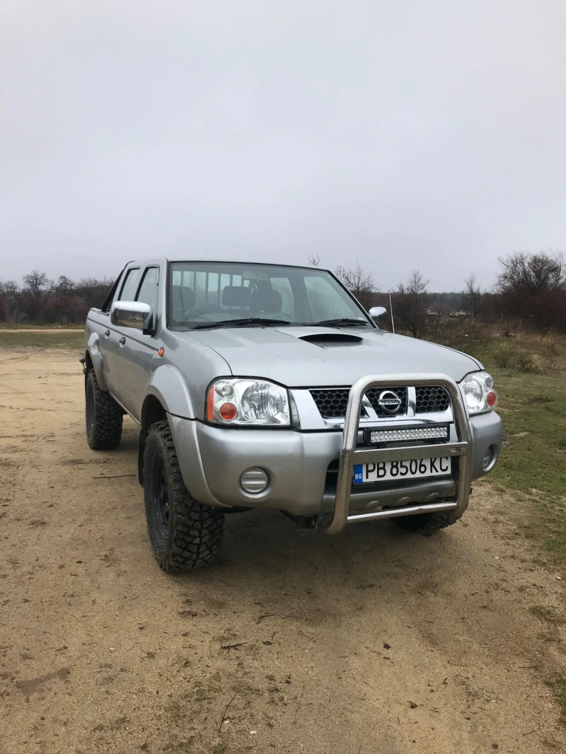 Nissan Navara D22 2.7TDI, снимка 2 - Автомобили и джипове - 48330713