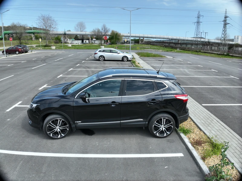 Nissan Qashqai 1.6 DCI Tekna 4X4, снимка 10 - Автомобили и джипове - 52449568