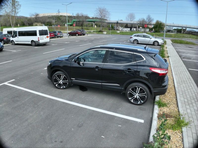Nissan Qashqai 1.6 DCI Tekna 4X4, снимка 5 - Автомобили и джипове - 52449568
