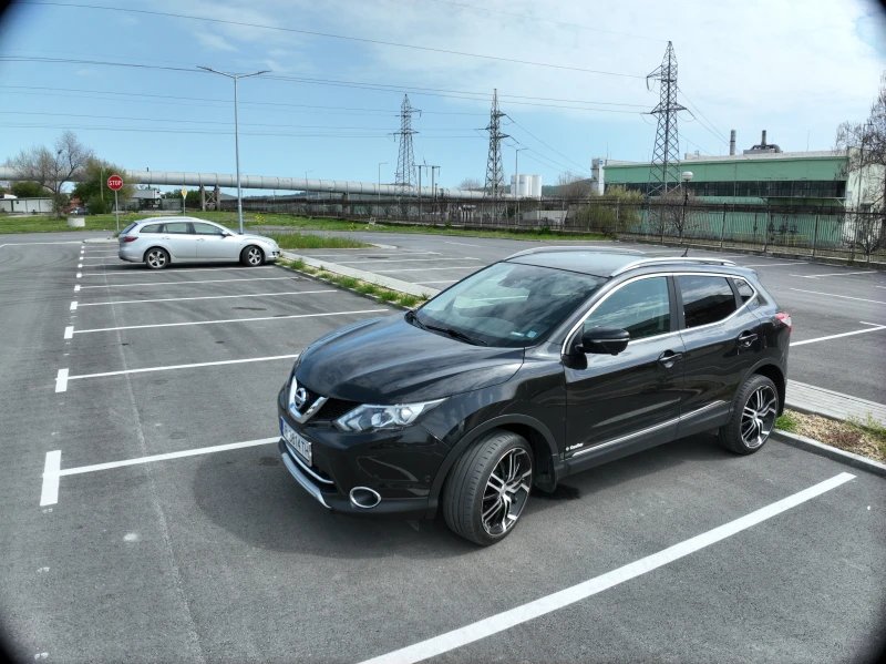 Nissan Qashqai 1.6 DCI Tekna 4X4, снимка 6 - Автомобили и джипове - 52449568