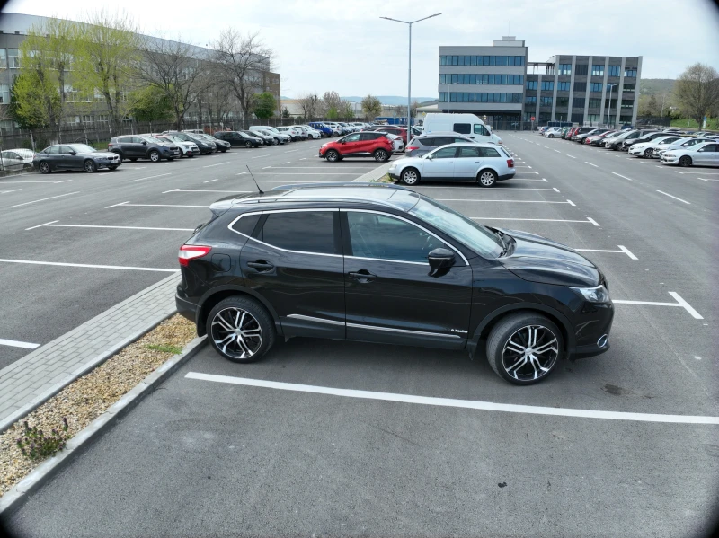 Nissan Qashqai 1.6 DCI Tekna 4X4, снимка 2 - Автомобили и джипове - 52449568