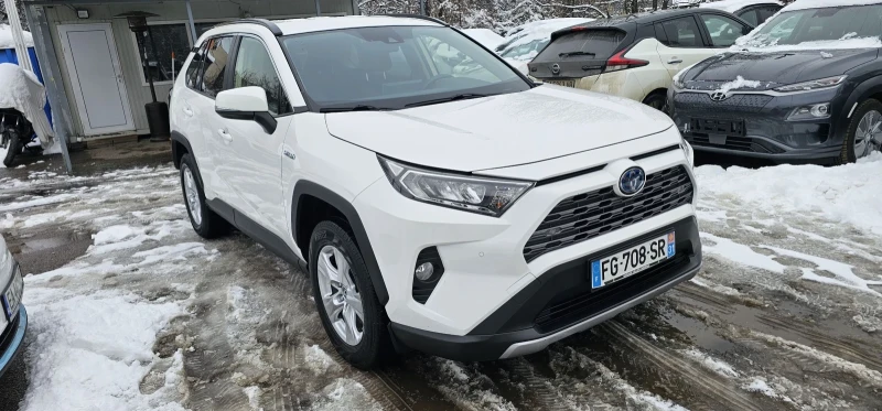 Toyota Rav4 2.5 хибрид 4х4 222 ps камера навигация лизинг , снимка 4 - Автомобили и джипове - 49185265