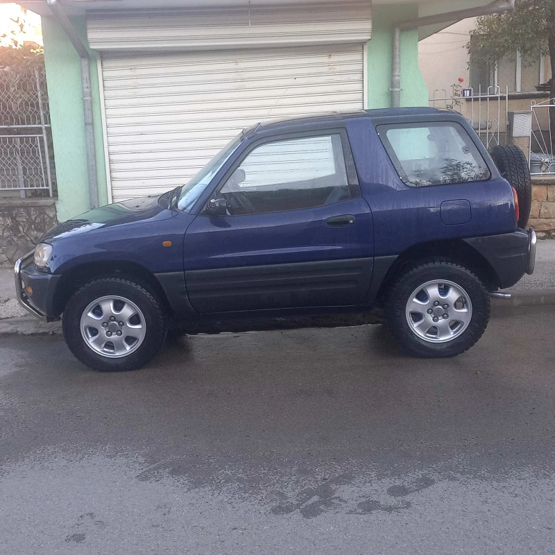 Toyota Rav4 2, 0i, снимка 7 - Автомобили и джипове - 49261441