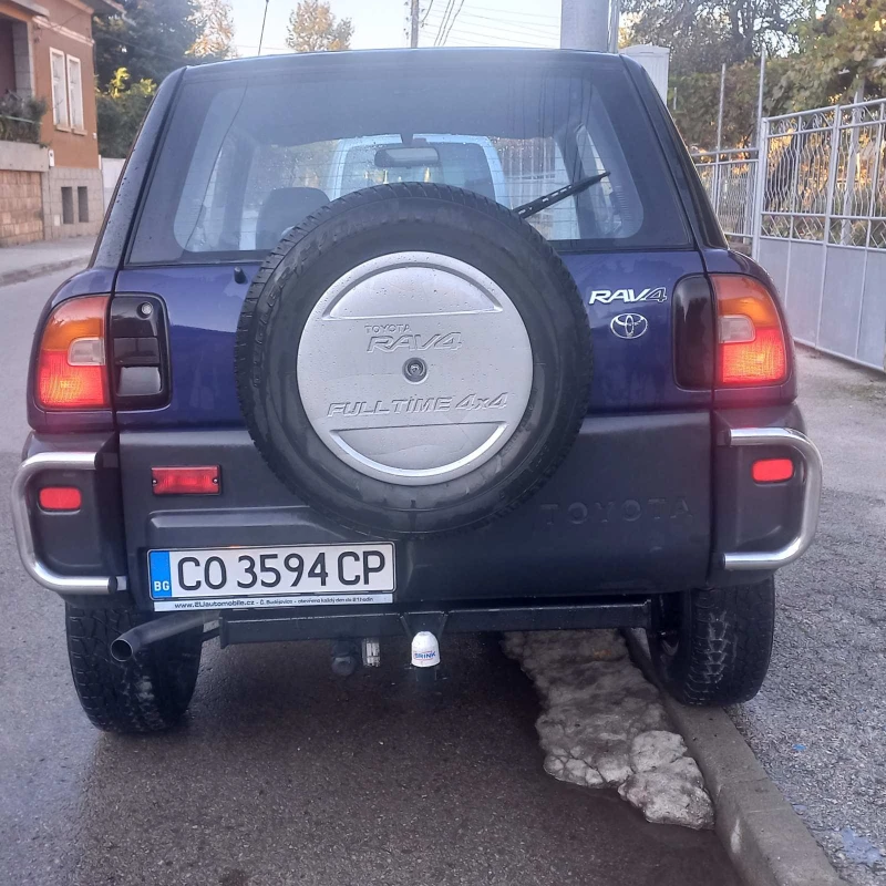 Toyota Rav4 2, 0i, снимка 3 - Автомобили и джипове - 49261441