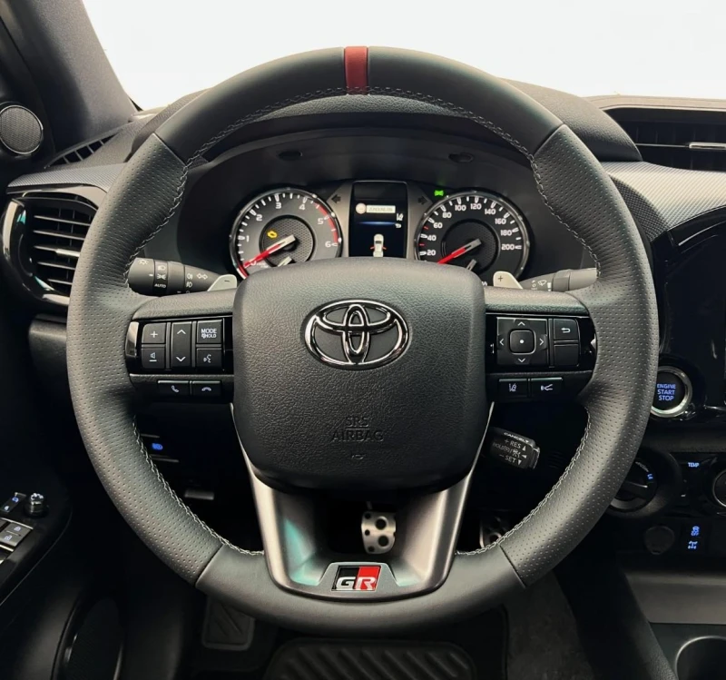 Toyota Hilux 2.8 D-4D/GR SPORT/DOUBLE CAB/360/JBL/LED/, снимка 13 - Автомобили и джипове - 52580856