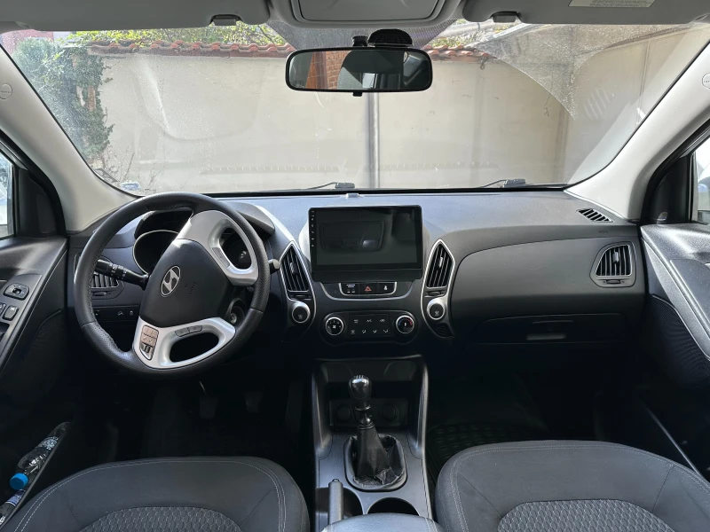 Hyundai IX35 1.7 CRDE, снимка 10 - Автомобили и джипове - 52650715