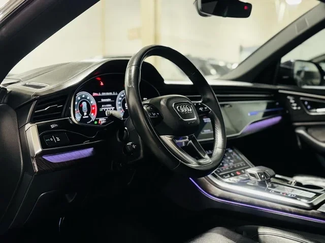 Audi Q8 55TFSI Бартер Лизинг Black optic Technik Quattro - изображение 8