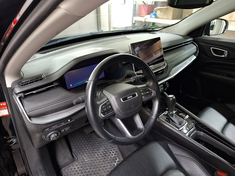 Jeep Compass 1.3 T4 4xe PLUG-IN HYBRID Automatik S - изображение 8