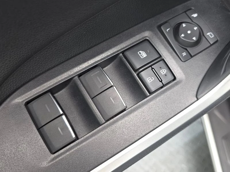 Toyota Rav4 2, 5 4WD Hybrid LTD| 219к.с., снимка 14 - Автомобили и джипове - 56066763